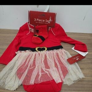 Bloomin' Baby Santa 3pc Tutu Bodysuit/Hat/Socks Set 3-6mo NWT